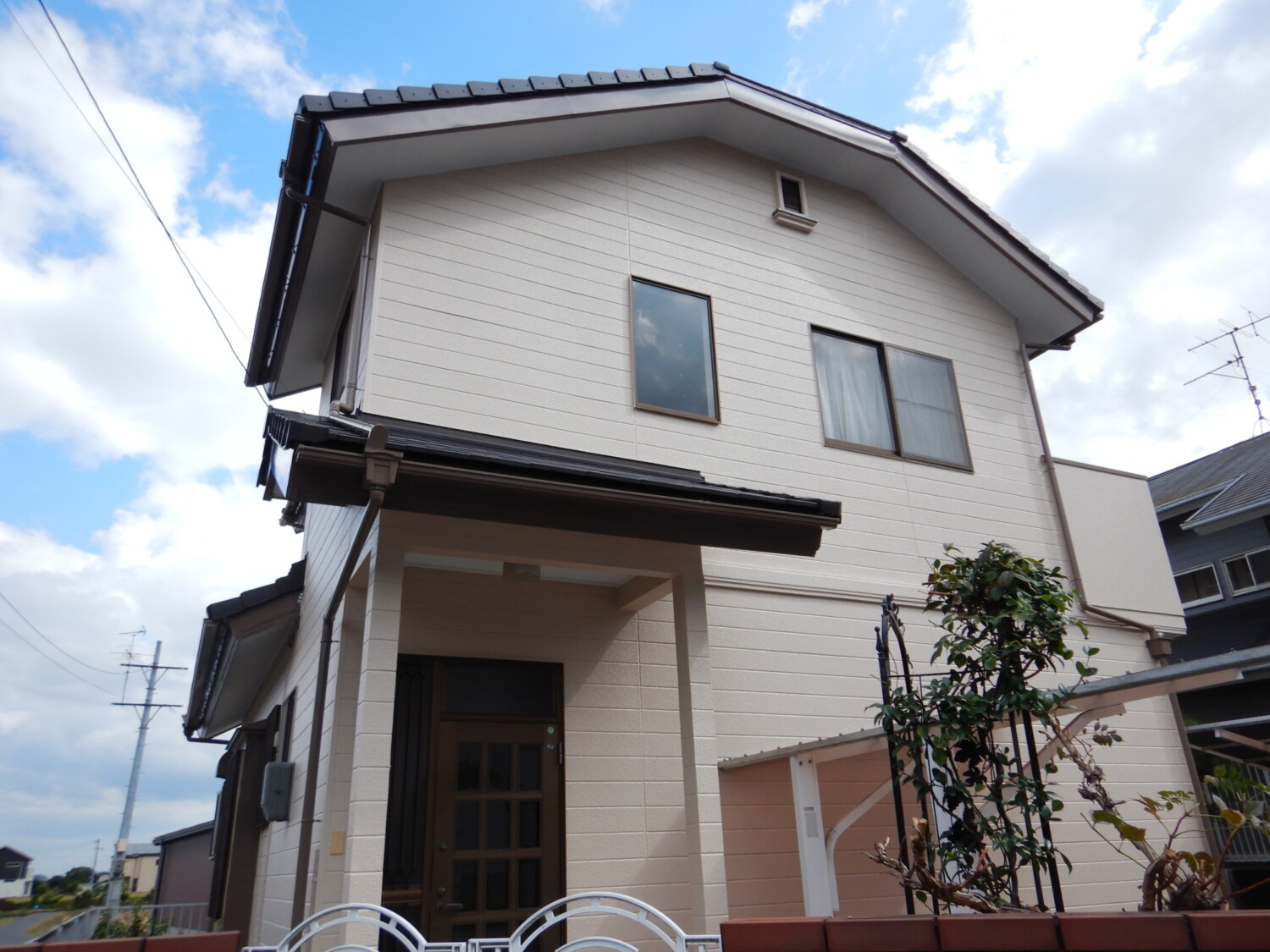 倉敷市 T様邸 屋根瓦葺き替え・外壁塗装工事 After