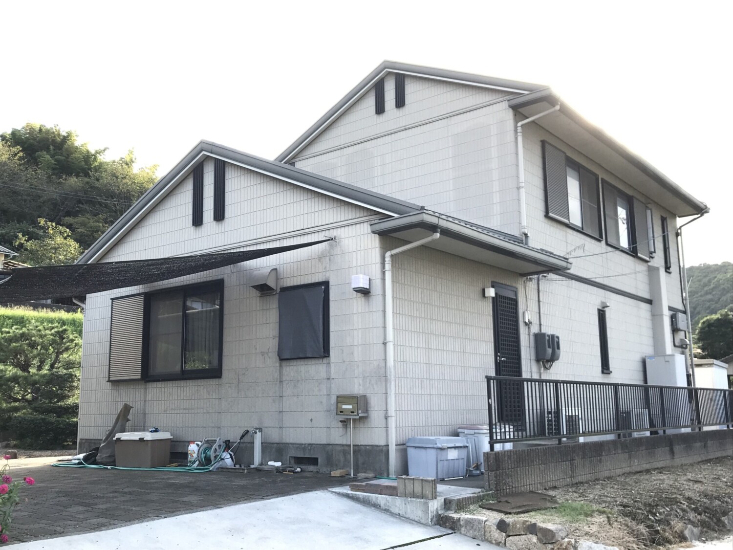 倉敷市 M様邸 屋根塗装・外壁塗装・ベランダ防水 Before