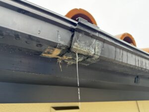 雨漏り　倉敷市