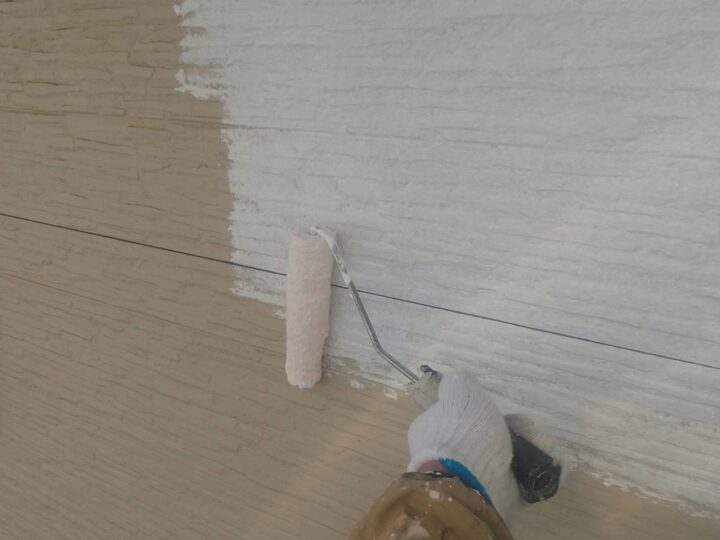 外壁塗装(下塗り)