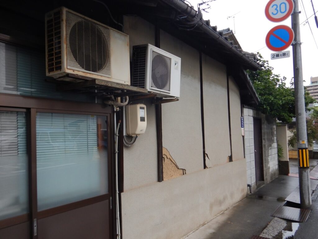 倉敷市 T様邸 雨漏り工事（瓦葺き替え）・外壁補修工事 追加BEFORE